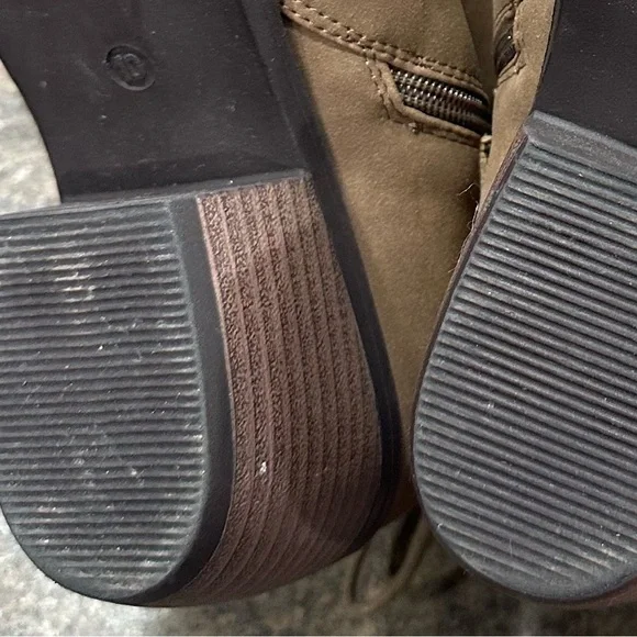 Pierre Dumas Tan Ankle Boots size 6 EUC - Picture 6 of 7